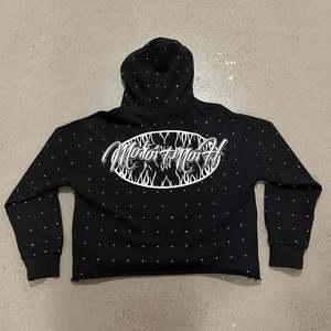 Ropa de calle personalizada French Terry Full up Rhinestones Parche desgastado Bordado Recortado Raw Hem Curved Hoodies Hombres - Product Image 2