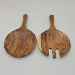 Vente en gros de cuillères à salade et fourchette en bois de teck écologiques Lot de 2 ustensiles de cuisine en bois antiadhésifs Ensemble d'accessoires - Product Image 5