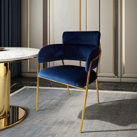 Chaise de salle à manger de luxe en velours avec pieds en métal doré, style nordique, chaise de salle à manger pour restaurant