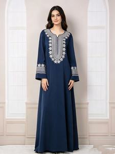 Abaya Maxi Kaftán Islámica con Volantes Bordados, Cuello en V, Manga Larga, Tallas Grandes, Poliéster, Venta al por Mayor, Personalizable - Product Image 4