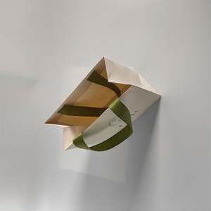 Sac de shopping en papier blanc écologique de luxe KM avec logo imprimé personnalisable pour la promotion et l'emballage de bijoux/vêtements Cadeau - Product Image 4