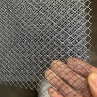 Grillage métallique en plaques à prix de gros, avec dimensions et matériaux d'alliage personnalisables pour autoroute
