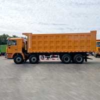 Camions bennes Shacman F3000 8x4 d'occasion durables, capacité de charge de 50 tonnes pour le transport de sable et de gravier