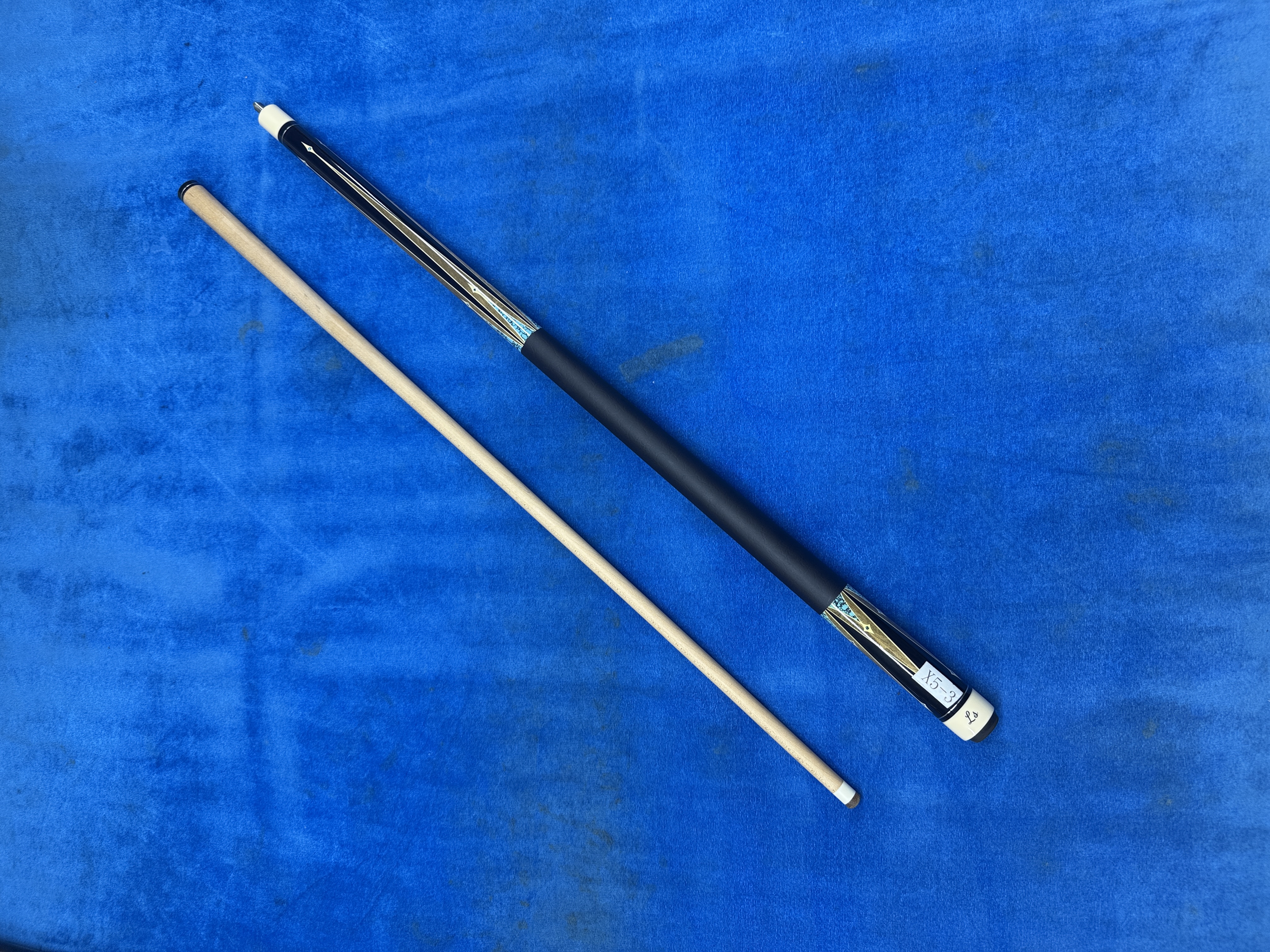Azul