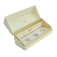 Boîte cadeau en carton pour bougie avec logo personnalisé, fermeture magnétique et insert en éponge pour un emballage de bougie de luxe