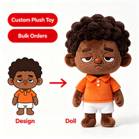 Peluche personnalisée humanoïde fille aux cheveux roux, avec écharpe et manteau trench, figurine mascotte OEM, poupée en peluche d'usine ODM