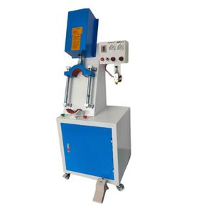 Machine à coller et fixer les embouts en acier, haute efficacité, état neuf, pour la fabrication de chaussures de sécurité - Product Image 6