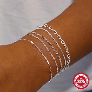 Cadena de Corazones Minimalista Occidental y Oriental para Uso Diario, Cadena de Corazones de Plata Pura S925, Cadena para Mujer, Pulsera DIY, Plata Pulida - Product Image 5