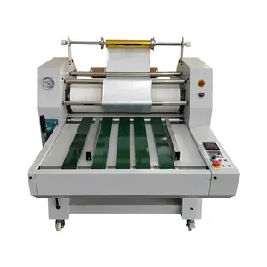 Macchina di laminazione a caldo della macchina della stagnola del laminatore della macchina della laminazione uv Semi automatica per la lubrificazione del toner