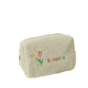 도매 간단한 패션 테디 벨벳 여성 화장품 가방 귀여운 INS 스타일 부드러운 수건 테리 가방 핫 세일 세척 가방 선물