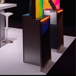 <span class=keywords><strong>บูธ</strong></span><span class=keywords><strong>แสดง</strong></span><span class=keywords><strong>สินค้า</strong></span>แบบตั้งพื้นพร้อมไฟส่องหลัง ดีไซน์โมดูลาร์อะลูมิเนียมแบบกำหนดเองสำหรับงานนิทรรศการความงาม - Product Image 4
