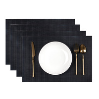 Lot de 4 tapis de table à manger de luxe en PVC en vente chaude articles ménagers de couleur unie décoratifs pour la cuisine ou le restaurant