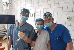 Dispositifs médicaux professionnels Laryngoscopie vidéo réutilisable BESDATA laryngoscope vidéo intubation avec caméra - Product Image 5