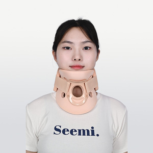 Soporte cervical Zhongshi SML, color piel blanco, dispositivo de fijación para el cuello para adultos, corrección de tracción. - Product Image 1