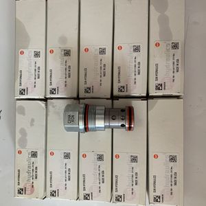 Vanne de contrôle hydraulique CXHA-XCN CXHAXCN HYDRAFORCE IH, authentique, fabriquée aux États-Unis, à débit libre, de la gueuse à la côté - Product Image 3