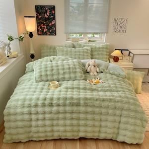 ชุดเครื่องนอนผ้ากำมะหยี่ลายกระต่ายแบบเรียบง่าย น้ำหนักเบา เหมาะสำหรับฤดูหนาว พร้อมผ้านวมและปลอกผ้านวม ให้ความสบายเป็นพิเศษ - Product Image 5