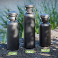 Nouveau design Se vend bien dans le monde Titane pur sans pollution santé sans revêtement bouteilles d'eau isolées