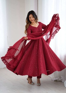 Vestido Anarkali festivo para bodas, el más vendido, con cremallera de 4 metros y dupatta bordada, disponible al mejor precio. - Product Image 2