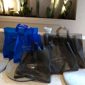 YC tùy chỉnh may <span class=keywords><strong>LDPE</strong></span> mua sắm túi phân hủy sinh học mềm vòng lặp xử lý túi nhựa gói miếng vải hình tam giác loại túi nhựa - Product Image 2