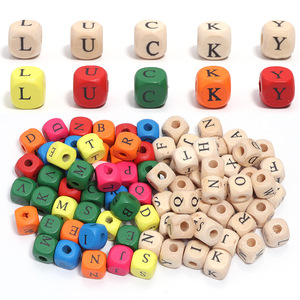 ลูกปัดตัวอักษรไม้ทรงลูกบาศก์ขนาด 8 มม. 100 ชิ้น/ถุง ลูกปัดเสียงพยัญชนะทรงสี่เหลี่ยมสำหรับงาน DIY งานฝีมือ ทำสร้อยคอ ตัวอักษรเริ่มต้น 26 ตัวอักษร - Product Image 1