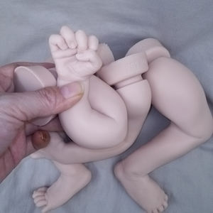 Kit de poupée reborn en silicone pleine grandeur de 18 pouces (46 cm), <span class=keywords><strong>Lilly</strong></span>, non fini, pièces de poupée DIY pour la vente en gros - Product Image 2