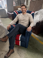 Fauteuil simple capitonné en toile de jute style campagnard américain avec accent Union Jack et motif écossais britannique pour salon