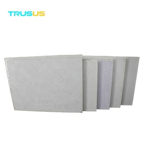 Plaque de plafond en plâtre PVC avec dos en feuille d'aluminium pour isolation thermique - Product Image 5