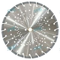 Disque de coupe diamanté SANG Tools 350 mm (14 pouces) à segments Arix soudés au laser pour béton avec armatures, briques et pierre dure