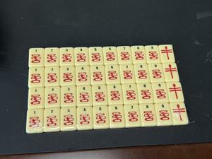 Set Mahjong Americano Moderno Minimalista 160 Tessere in Acrilico Incise con Citazioni Joker NEWS Winds Astratto - Product Image 6