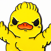 Fabricant de breloques en émail métallique personnalisées en gros, motif Canard grincheux à expression moderne et amusante, avec réduction quantitative