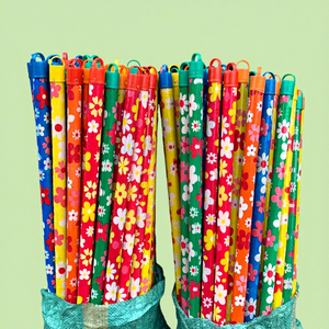 ASIAWOOD Brosse à poils festonnés en bois d'eucalyptus avec manche en bois et revêtement PVC, motif floral, pour toilettes et usage extérieur, facile à nettoyer, 70-120 cm - Product Image 4