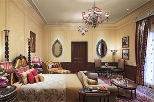 Suite historique à 1 chambre avec vue sur le jardin, lit king-size, meubles en bois massif en frêne durable, Hôtel Rambagh Palace - Product Image 4