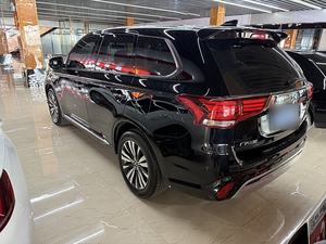 Guazi 2.0เบนซิน <span class=keywords><strong>Mitsubishi</strong></span> <span class=keywords><strong>Outlander</strong></span> รถมือสอง FWD 5ที่นั่ง - Product Image 3