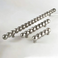 Poignées de porte d'entrée de luxe personnalisées, finition nickel, en laiton massif, pour portes d'entrée et portails double face, quincaillerie en bois