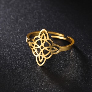 Nuevo anillo <span class=keywords><strong>con</strong></span> amuleto de nudo de bruja del Norte, joyería de moda de acero inoxidable, anillo de amuleto de <span class=keywords><strong>brujería</strong></span> <span class=keywords><strong>con</strong></span> nudo celta hueco irlandés abierto para mujer - Product Image 1