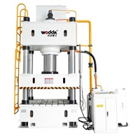 Presse hydraulique de formage à quatre colonnes et trois poutres de 500 tonnes avec pompe à moteur automatique pour le forgeage des métaux