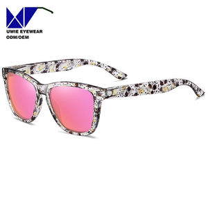 Gafas de Sol Polarizadas con Marco Cuadrado Moderno 2023, <span class=keywords><strong>Lentes</strong></span> TAC UV400, Material de PC, con Logotipo Personalizado, para Hombres y Mujeres a la Moda - Product Image 2