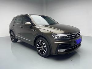 <span class=keywords><strong>Volkswagen</strong></span> <span class=keywords><strong>Tiguan</strong></span> L 330TSI AWD SUV 7 Posti Automatico Guida a Sinistra Turbo Sedili in Pelle Pneumatici R18 Auto Usata <span class=keywords><strong>2020</strong></span> - Product Image 2