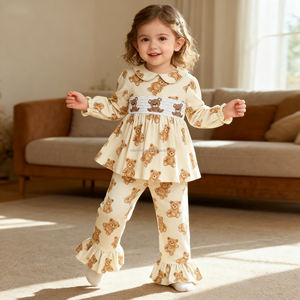 Pyjamas pour enfants avec col claudine Vêtements pour filles Vêtements pour enfants avec smocks imprimés pour filles Tenues <span class=keywords><strong>2</strong></span> pièces - Product Image 1
