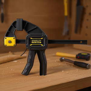 Abrazadera en L Stanley Fatmax de 12 Pulgadas, Construcción de Acero Resistente para Trabajos de Madera - Product Image 3