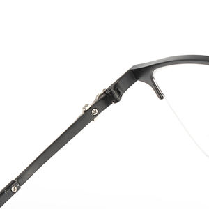 {"defaultLocale":null,"langAndValueMap":{"ja_JP":{"autoTranslate":true,"value":"ハーフフレームビジネス韓国スタイル紳士男性高級ブランド光学処方老眼マルチフォーカスファッション読書メガネ","translateEngineVersion":"5.2.1"}}} - Product Image 5