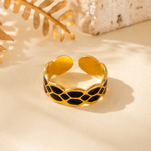 MaiNa Chic <span class=keywords><strong>Duo</strong></span> <span class=keywords><strong>de</strong></span> bagues en acier inoxydable plaqué or 18 carats avec motif nid d'abeille pour <span class=keywords><strong>femme</strong></span> - Product Image 3