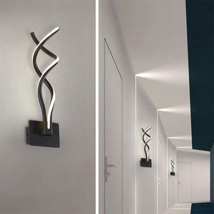 Lámpara de dormitorio exterior de 28W para interiores y hoteles, lámpara de pared triangular con diseño decorativo moderno para exteriores - Product Image 1