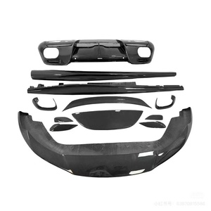 Kit carrosserie en fibre de carbone sèche pour <span class=keywords><strong>Ferrari</strong></span> Roma : Lame avant, diffuseur, spoiler, jupes latérales, pare-chocs Roma, pièces automobiles Roma - Product Image 2