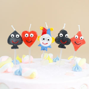 Vente en gros de bougies à la cire de paraffine pour gâteau d'anniversaire Décoration de la maison animée de fantaisie Joyeux anniversaire faite à la main - Product Image 1