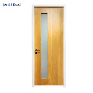 प्राकृतिक सफेद ओक लिबास ग्लास उच्च गुणवत्ता सरल डिजाइन के साथ घर के लिए आंतरिक दरवाजा लकड़ी फ्लश दरवाजे शौचालय और रसोई