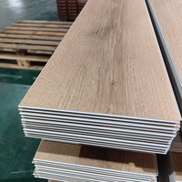 Rutschfester UV-beschichteter, fleckenresistenter, wasserdichter, langlebiger, umweltfreundlicher Vinyl-SPC-Bodenbelag für den Innenbereich, einfache Installation & individuell anpassbar.
