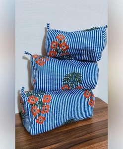 Bohemian Style Textile Cosmetic Storage Bag With Colorful Geometric Pattern Secure Zipper Closure Lightweight Portable <b>Makeup</b> - Product Image 1