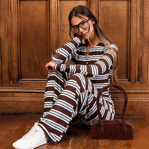 ชุดเซ็ตสองชิ้นลายทางถักนิตติ้งสำหรับผู้หญิง แขนยาว กางเกงขายาวเอวสูงทรงตรง ระบายอากาศได้ดี - Product Image 2