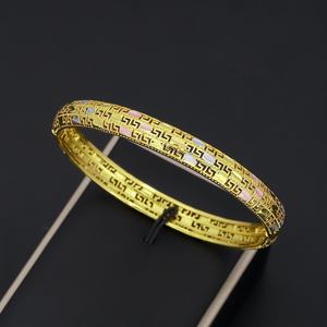 JXX Factory : Vente en gros de bracelets et joncs de mode de styles variés, joncs en or, bijoux de Dubaï, bracelets en or - Product Image 5